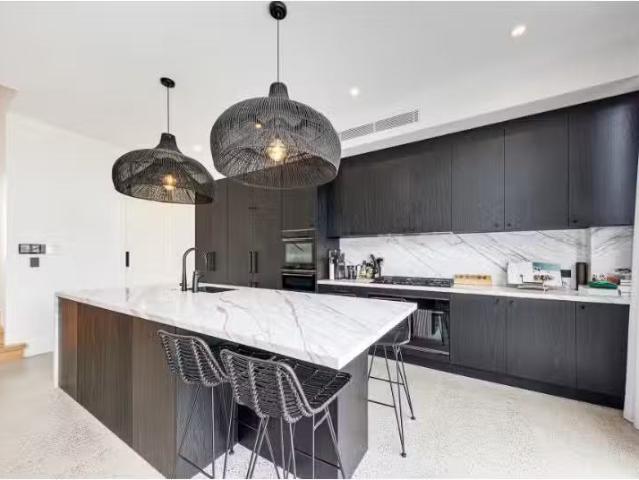 Condo for rent in Sydney, New South Wales