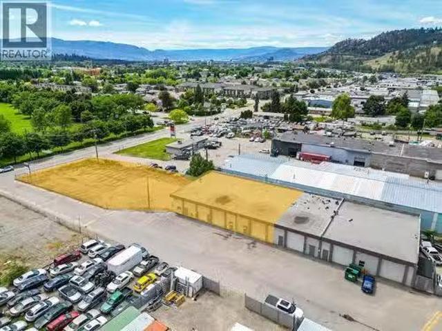 House for rent in Winfield, British Columbia
