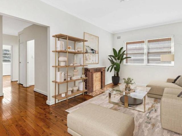 Apartment for sale in Lower North Shore, Sydney