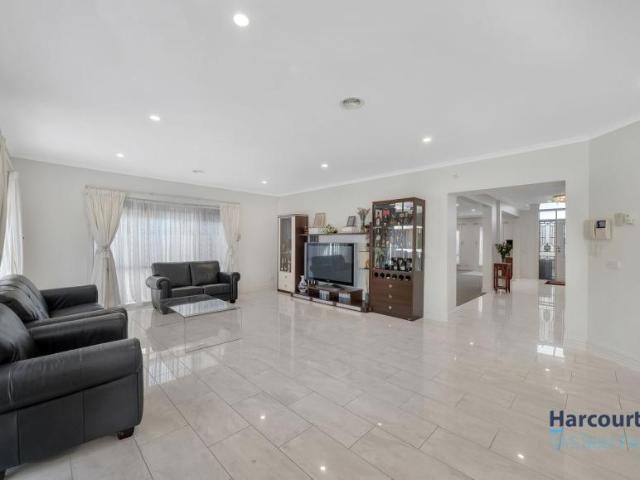 House for sale in Sunshine North, Melbourne