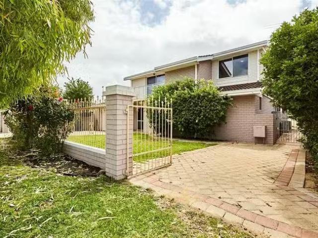 House for rent in Spearwood, Western Australia