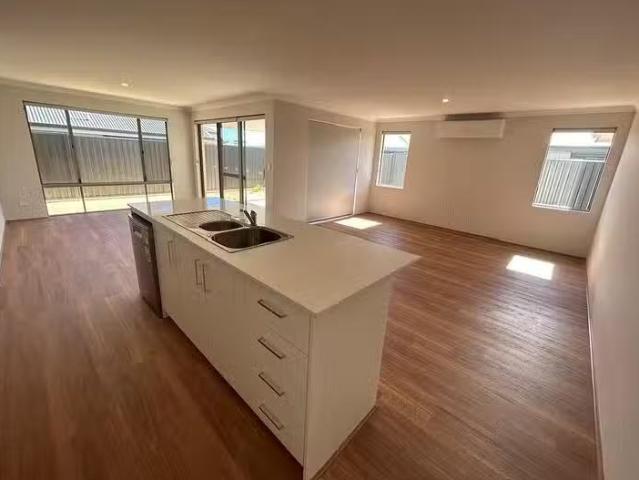 House for rent in Eglinton, Western Australia