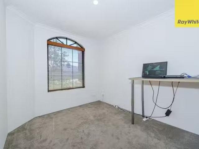 House for rent in Landsdale, Western Australia