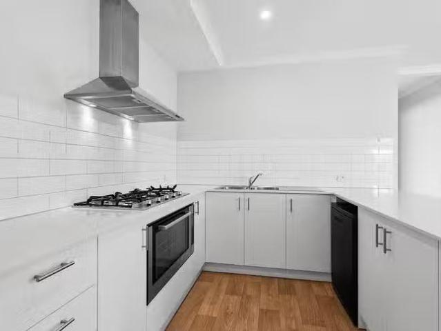 House for rent in Golden Bay, Western Australia