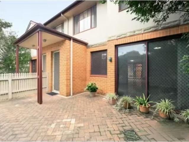 Condo for rent in Sydney, New South Wales