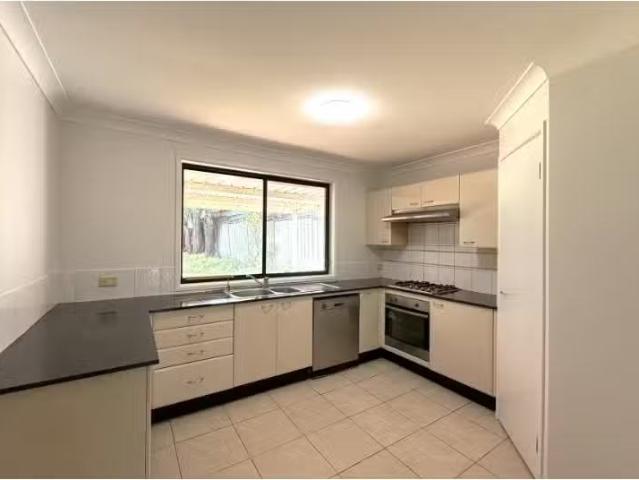 Condo for rent in Sydney, New South Wales