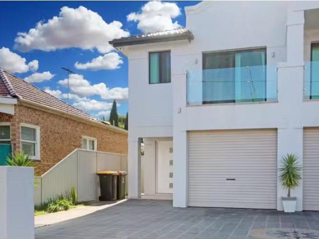 Condo for rent in Sydney, New South Wales