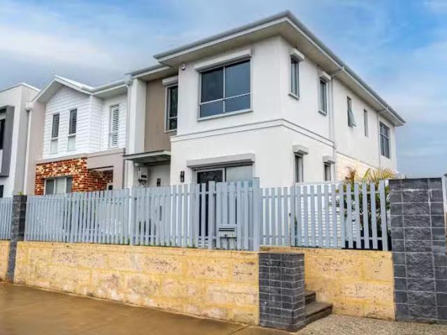 House for rent in Golden Bay, Western Australia