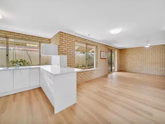 House for rent in Como, Western Australia