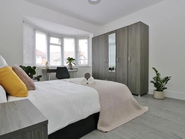Room for rent in London Borough of Ealing, Greater London