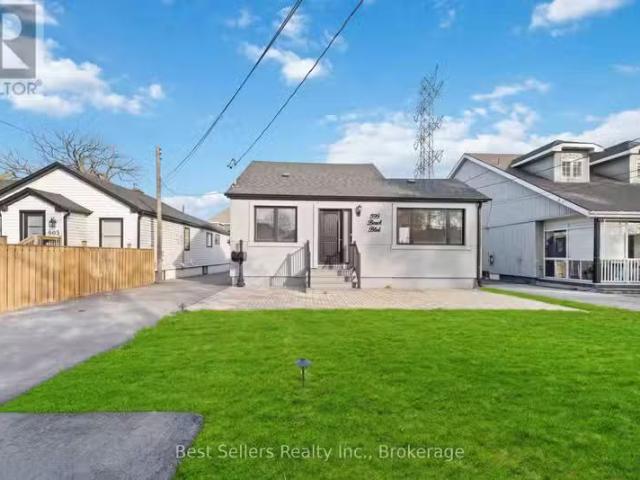 House for rent in Ancaster, Ontario