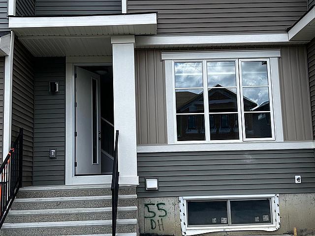 Townhouse for rent in Airdrie, Alberta