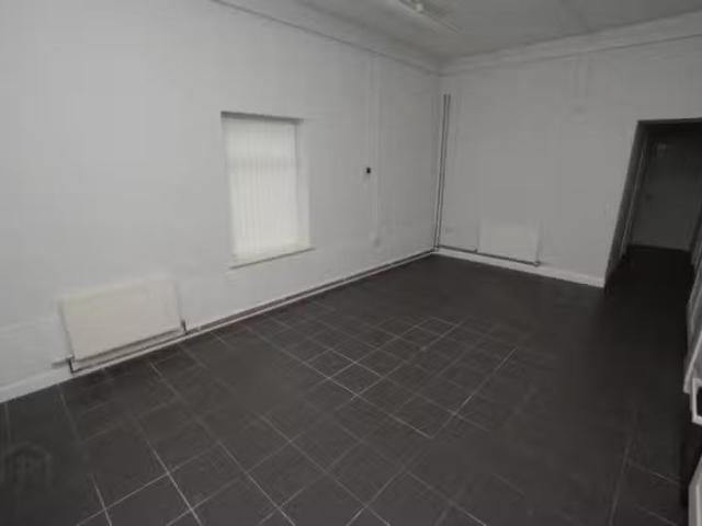 Apartment to rent in Strand, South Tipperary