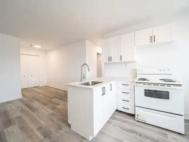 Apartment for rent in St. Leonard's, Quebec