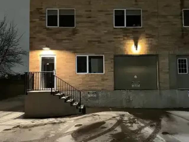 Apartment for rent in Fairview Industrial, Calgary