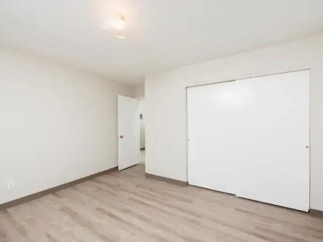 Apartment for rent in Wedgewood, Alberta