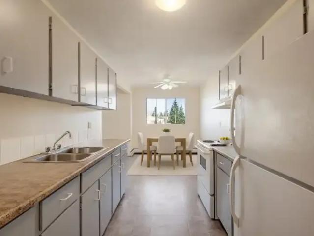 Apartment for rent in Wedgewood, Alberta