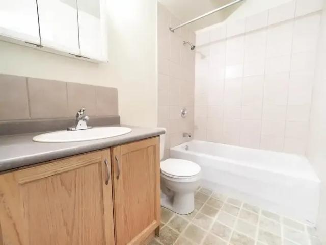 Apartment for rent in Wedgewood, Alberta