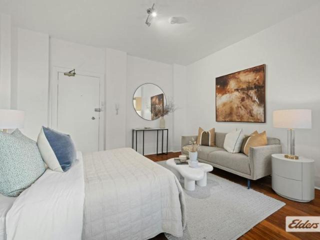 Apartment for sale in Elizabeth Bay, Council of the City of Sydney