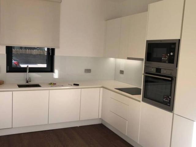 Apartment for rent in Lyons, Greater London