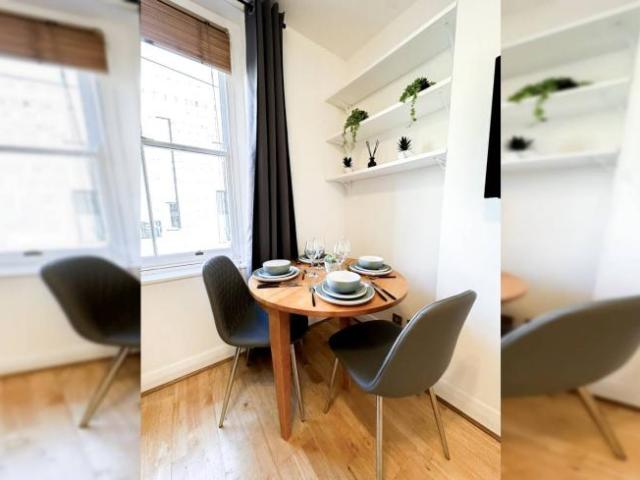 Apartment for rent in Lyons, Greater London