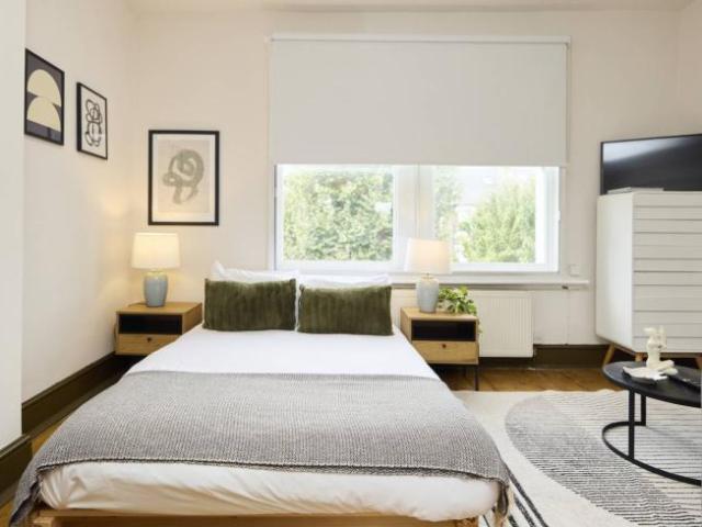 Apartment for rent in Lyons, Greater London