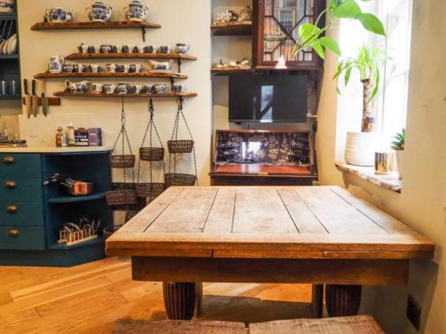 Apartment for rent in Lyons, Greater London