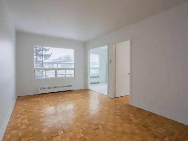 Apartment for rent in St. Leonard's, Quebec