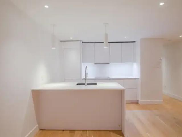 Apartment for rent in St. Leonard's, Quebec