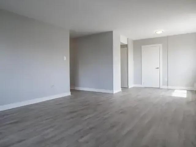 Apartment for rent in St. Leonard's, Quebec