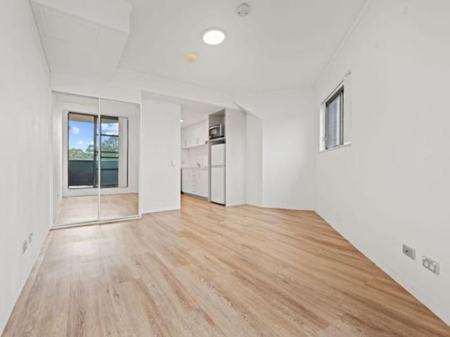 Apartment for rent in Newtown, New South Wales