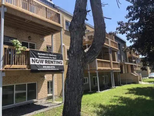 Apartment for rent in Mulhurst Bay, Ontario