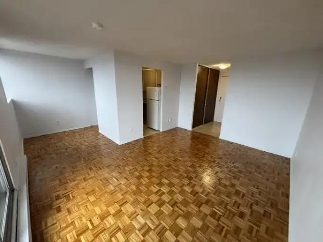 Apartment for rent in Mulhurst Bay, Ontario