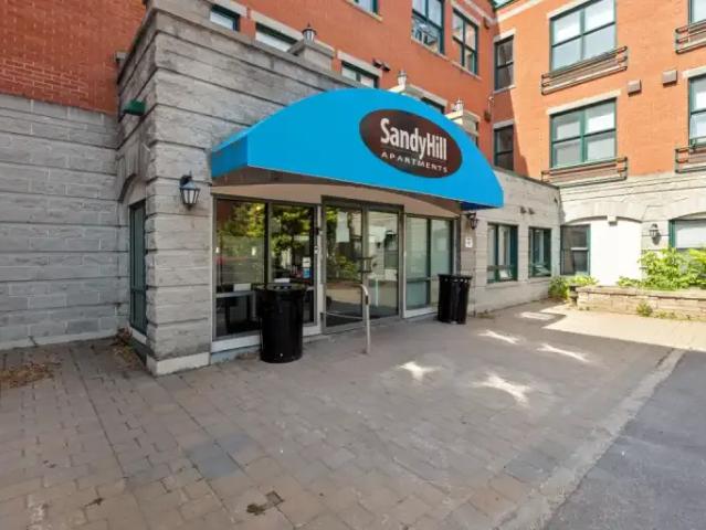 Apartment for rent in Mulhurst Bay, Ontario
