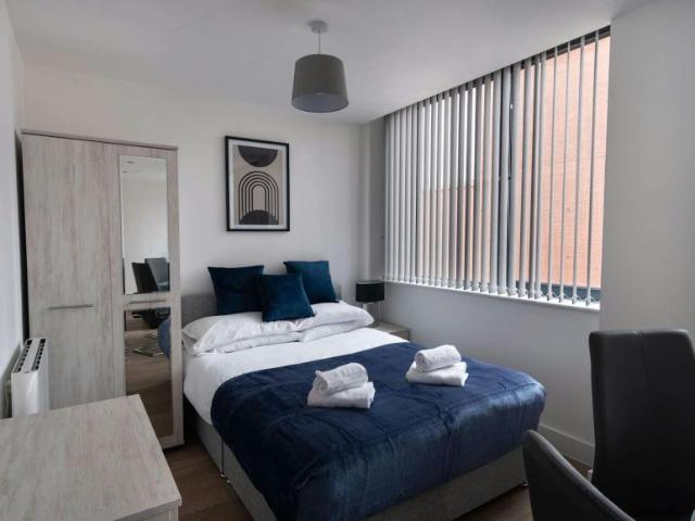 Apartment for rent in Gorse Hill, Trafford Park