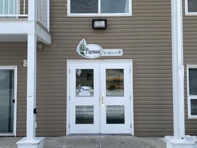 Apartment for rent in Lousana, Alberta