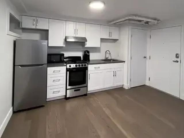 Apartment for rent in Vancouver, British Columbia