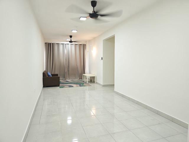 Apartment for rent in Tanjong Sepat, Selangor