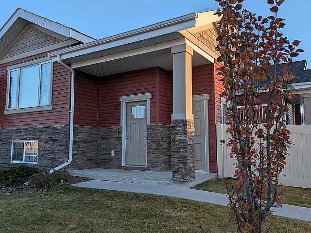 Townhouse for rent in Alberta