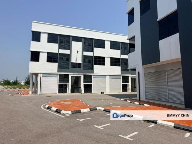 Shop for rent in Kuching, Bahagian Kuching