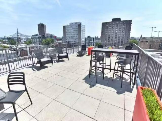 Condo for rent in St. Leonard's, Quebec