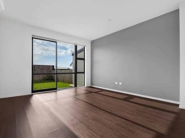 Townhouse for rent in Howick