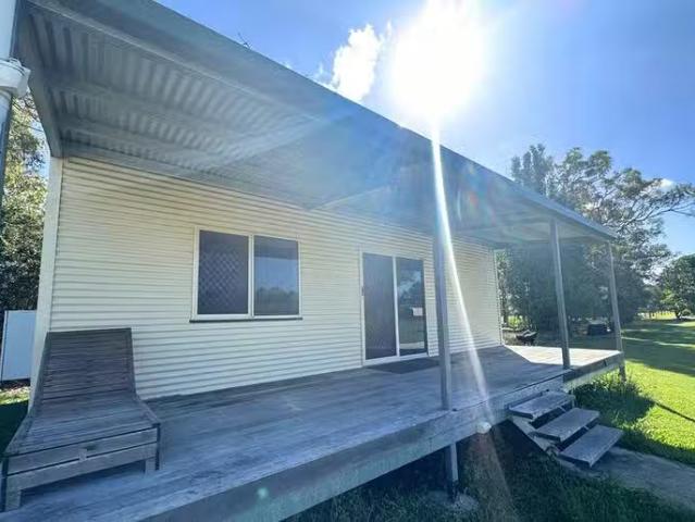 Apartment for rent in Branyan, Queensland