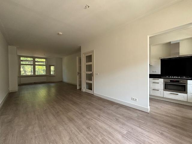 Appartement te huur in Zuid, Amsterdam