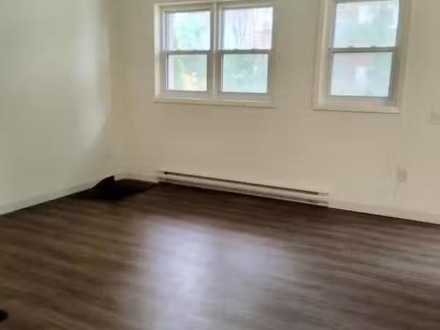 Condo for rent in Brant, Ontario