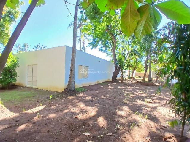 Commercial for rent in Mtwapa, Shimo la Tewa