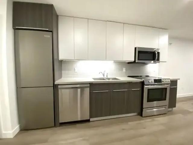 Condo for rent in Wedgewood, Alberta