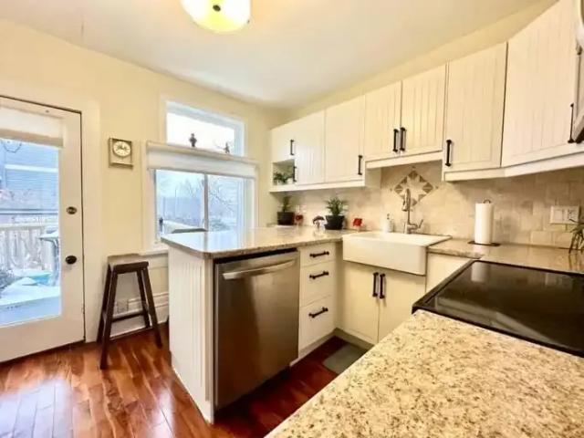 Condo for rent in Mulhurst Bay, Ontario