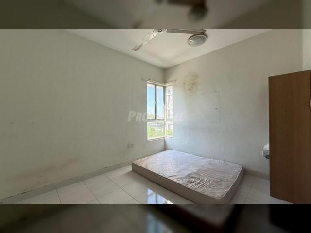 Apartment for rent in Tanjong Sepat, Selangor