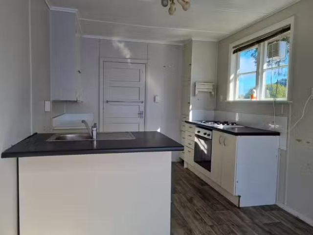 House for rent in Taranaki